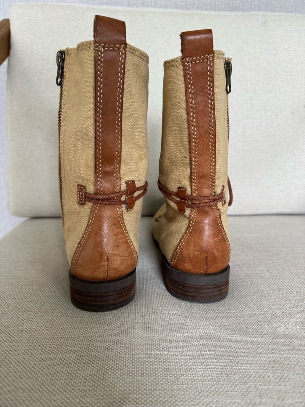 Seychelles Canvas & Leather Lace-Up Combat Boots Tan Beige Floral Lined 8.5 - Picture 5 of 9